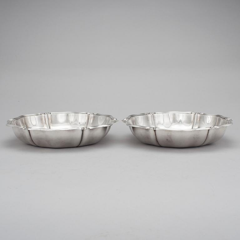 SKÅLAR, ett par, silver, K. Andersson, Stockholm, 1920. Vikt ca 1000 gram.