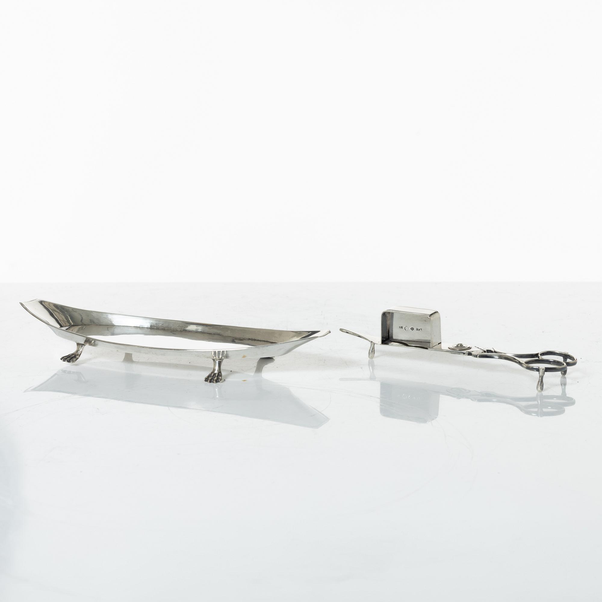 A Swedish Empire silver candle snuffer and tray, Stockholm 1818-1819.
