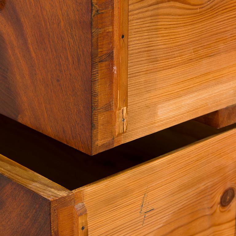 Gentleman's chest of drawers / chest of drawers, circa 1870,