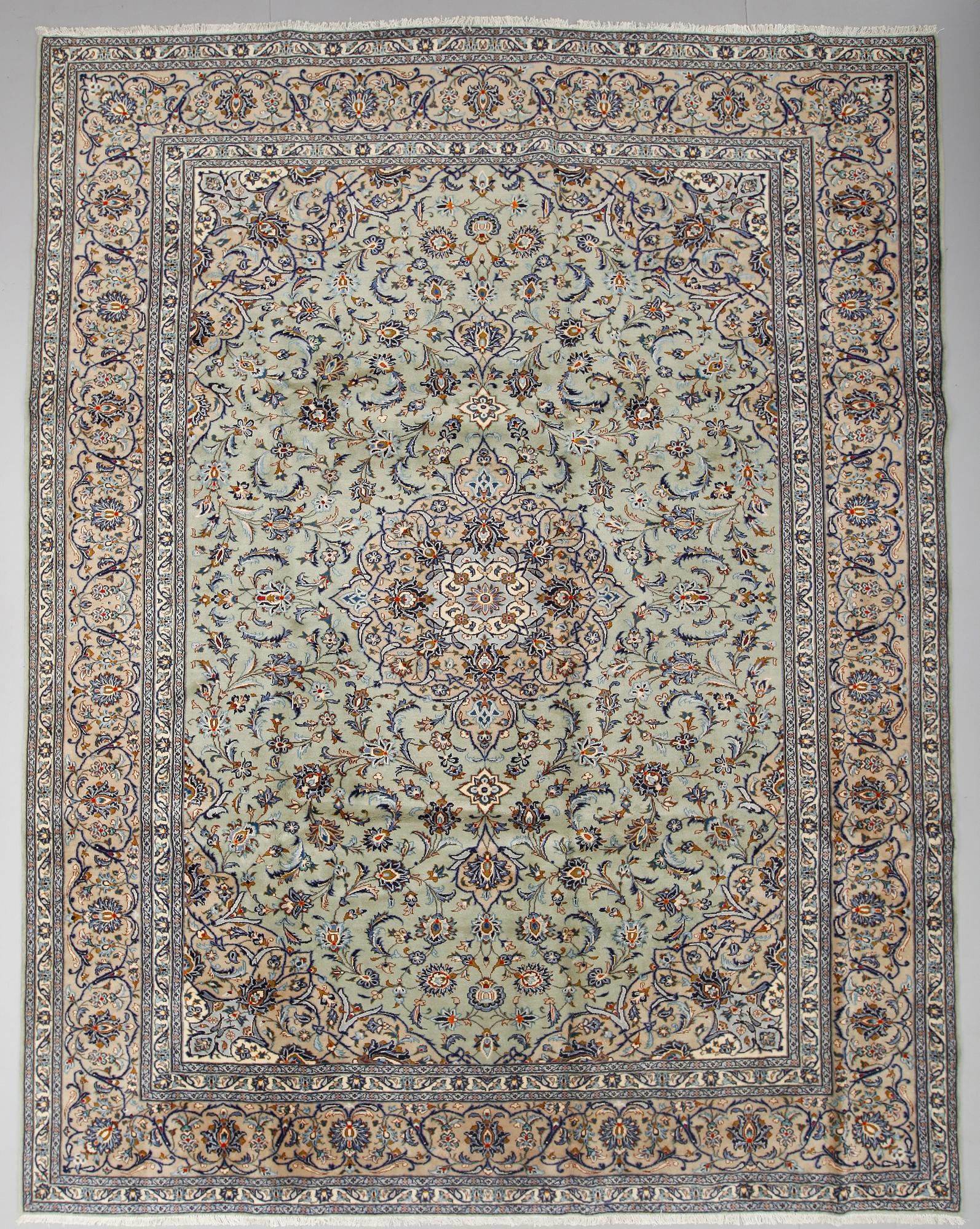 MATTA, Keshan, ca 390 x 303 cm.
