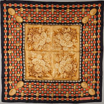 HUIVI, Christian Dior.