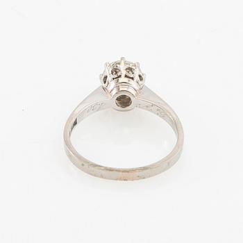 Hugo Olsson, Solitaire ring 18K white gold with a round brilliant-cut diamond, Helsingborg 1968.