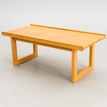 A 1960s 'Formula' bench / coffee table for Keravan Puusepäntehdas, Stockmann, Finland.