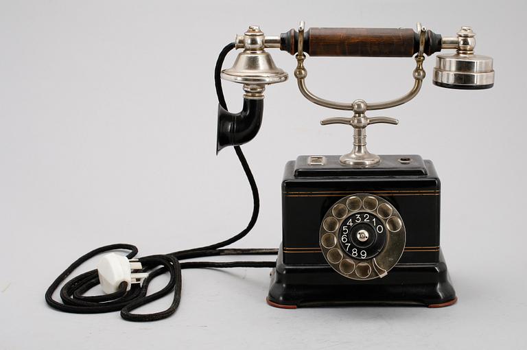 BORDSTELEFON, LM Ericsson, tidigt 1900-tal.