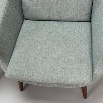 A pair of 1960s armchair.