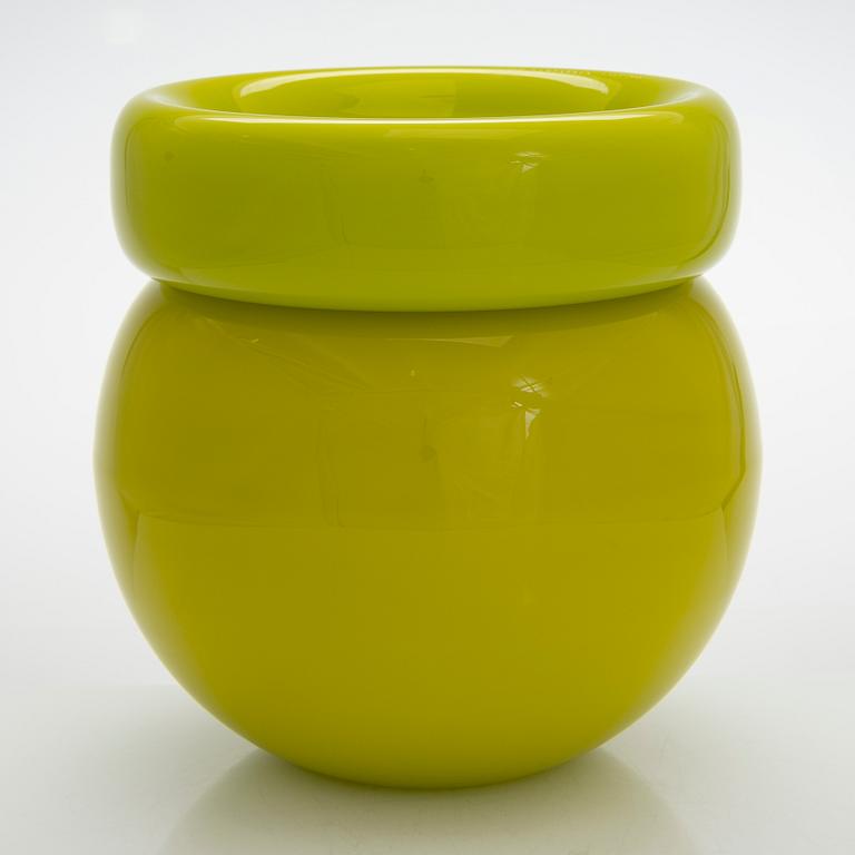 Timo Sarpaneva, an art object from the Heal's series, signed Timo Sarpaneva - Iittala.