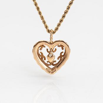 Tony Granholm, a 14K gold necklace 'Heart of the home' for Kalevala Koru, Helsinki 2002.