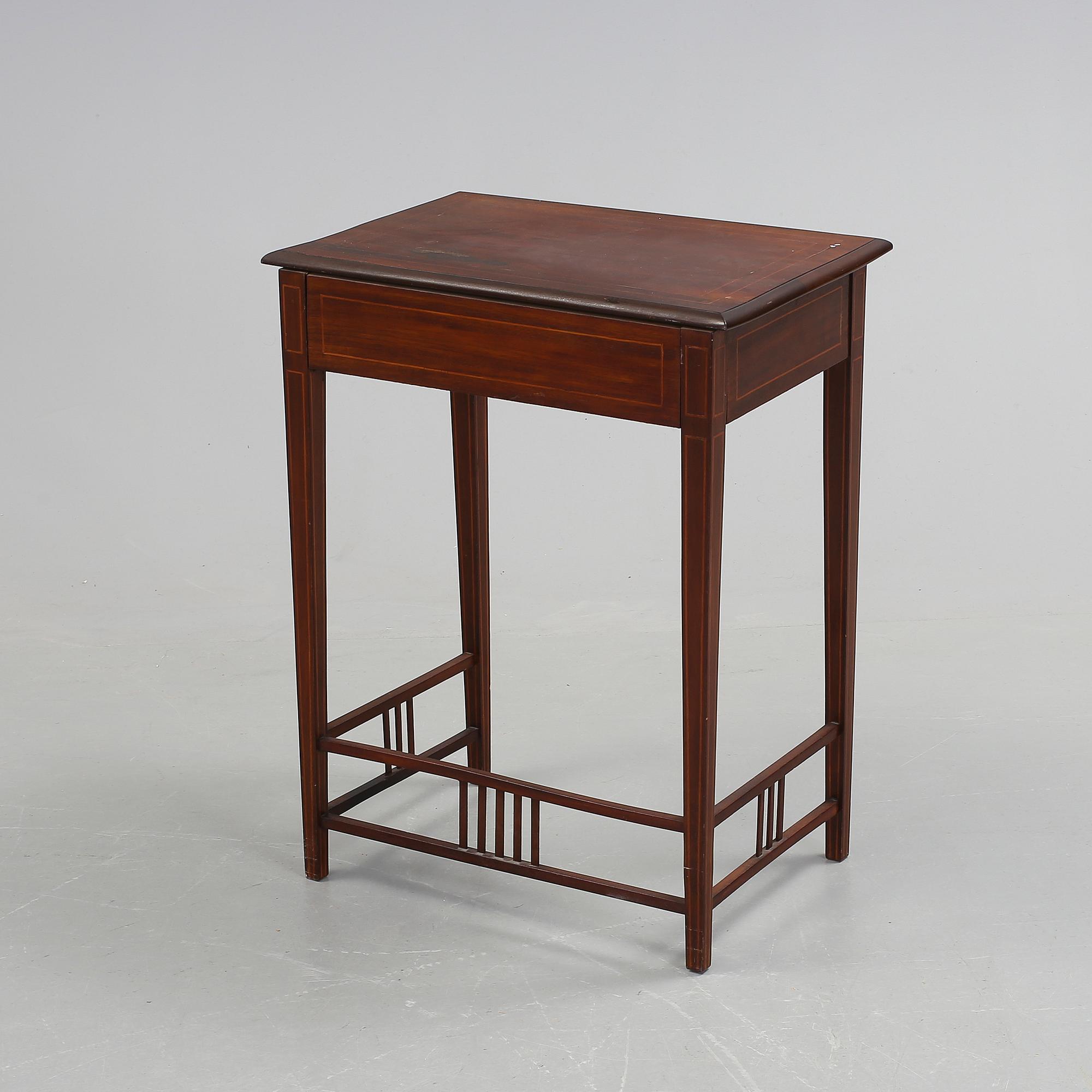 SYBORD, regency-stil, 1900-talets första hälft.