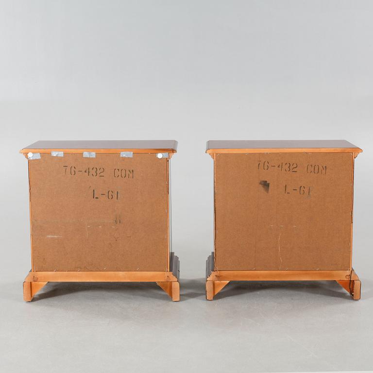 A pair of cabinet from American Drew Inc, from the latter half of the 20th century.