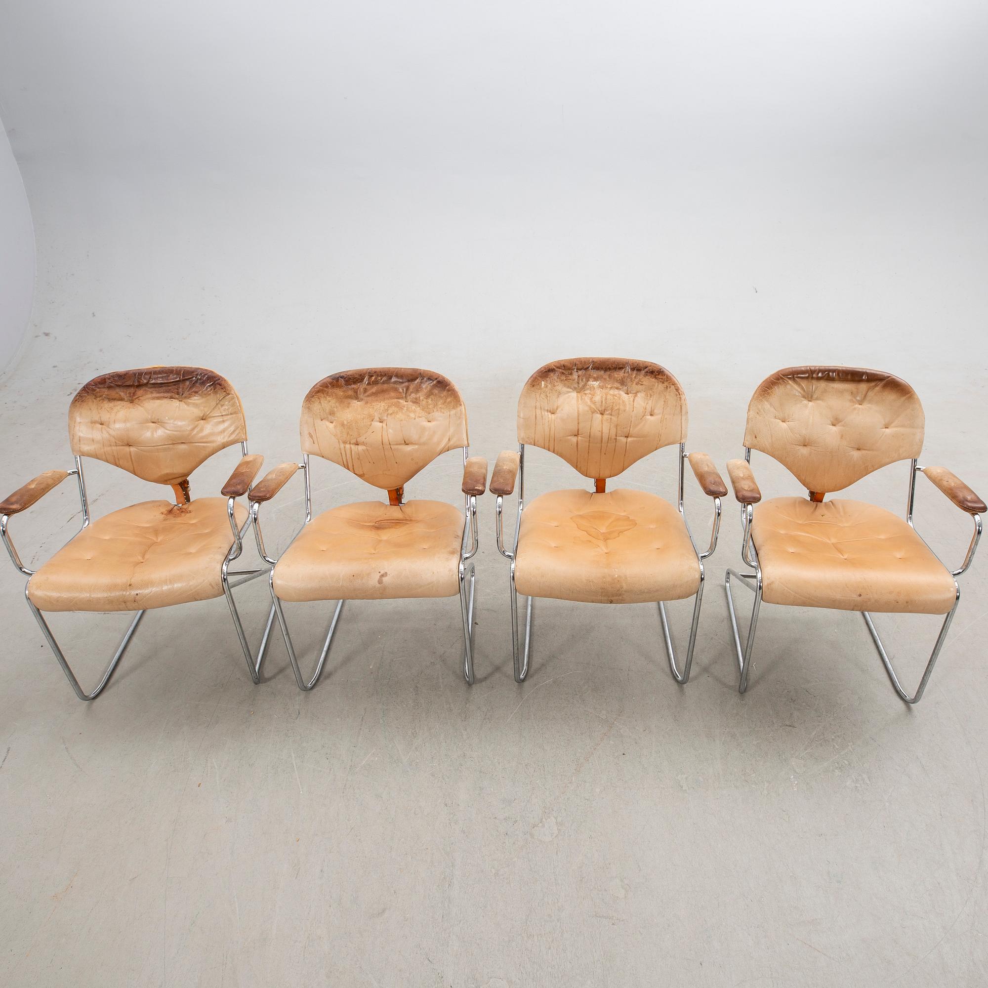 Sam Larsson, karmstolar, 4 st, "Sam", Dux, 1980-tal.