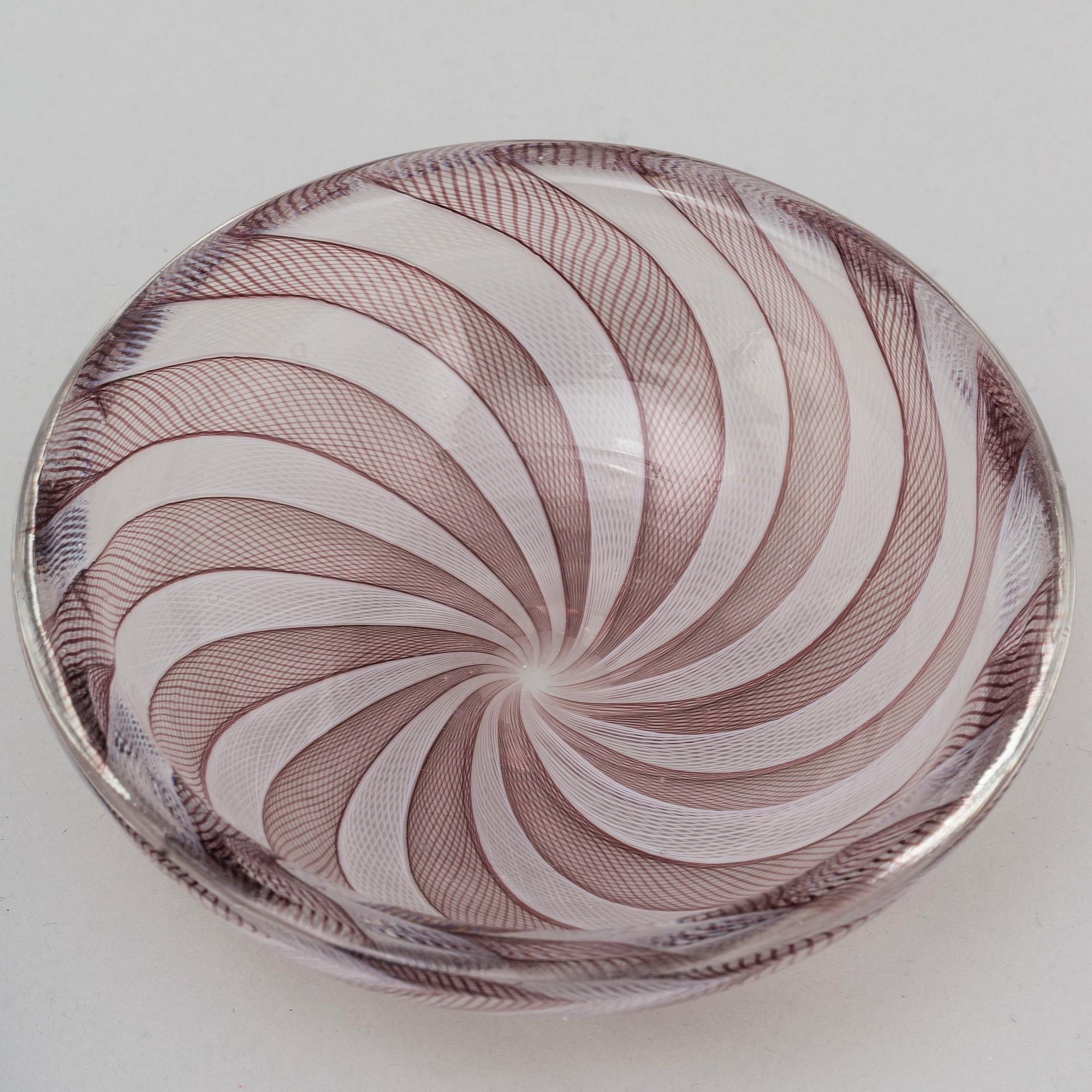 VENINI, fat, glas. Italien,  1900-talets andra hälft.