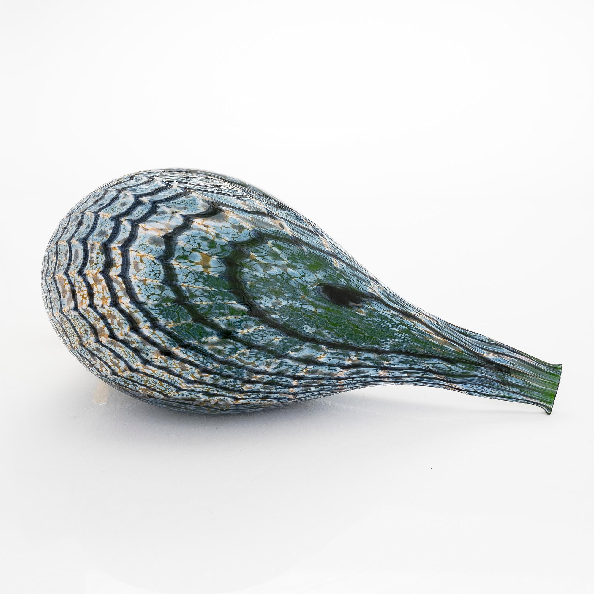 Oiva Toikka, a 'Goose' glass bird, signed O. Toikka Nuutajärvi 1687/2000.