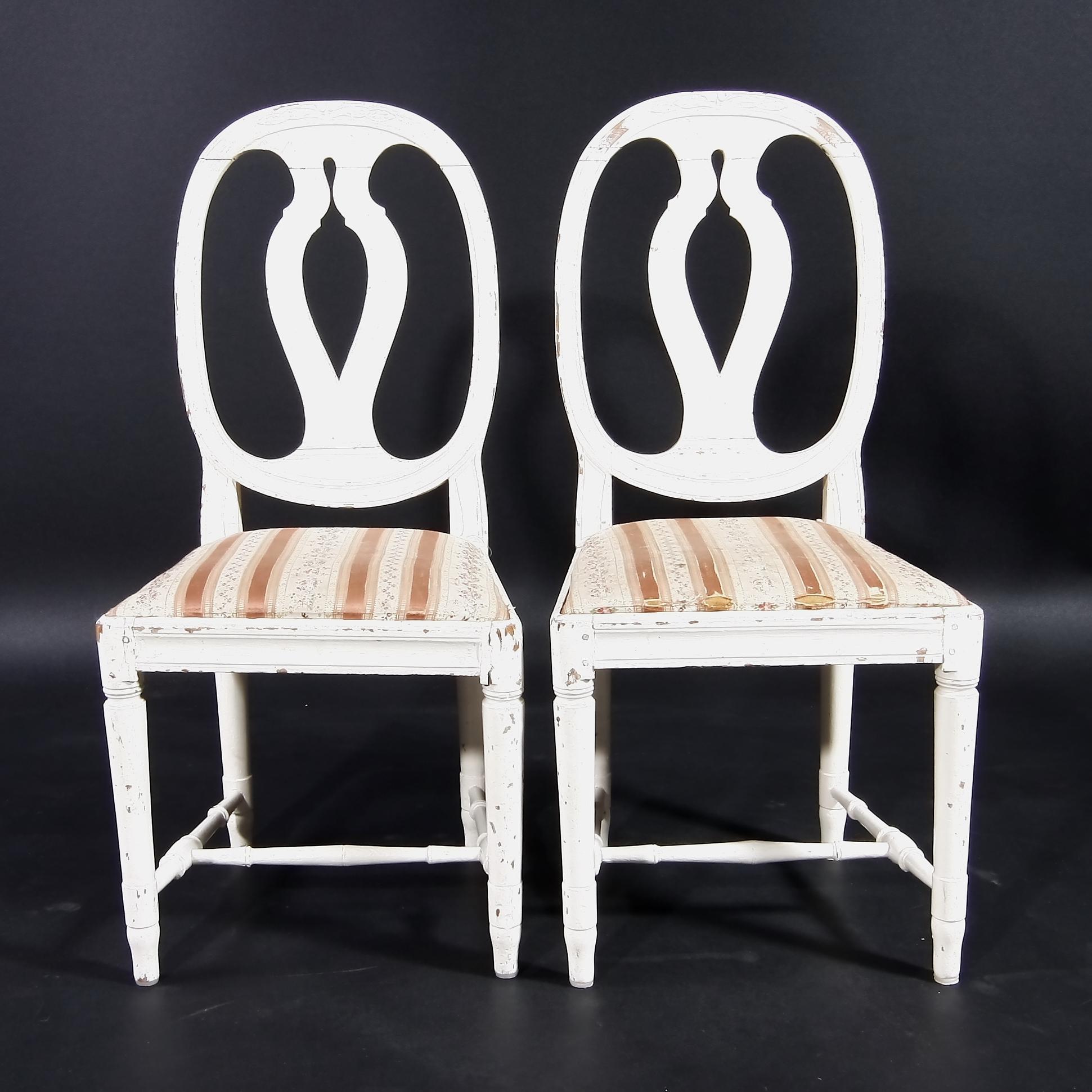 STOLAR, ett par, gustavianska, provinstillverkade. Tidigt 1800-tal.