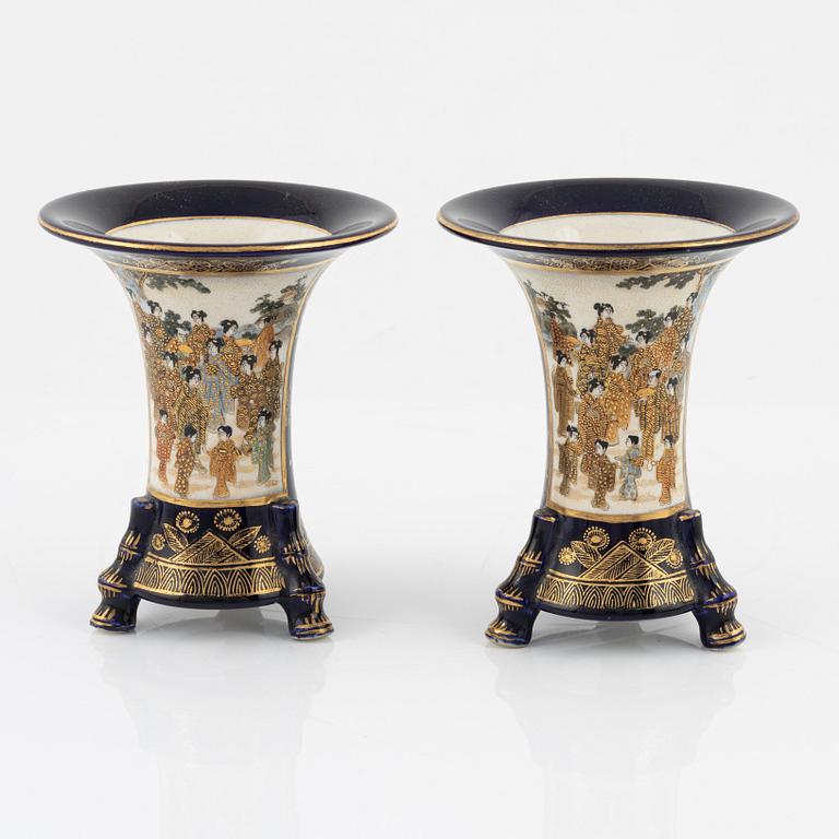 A pair of Satsuma vases, Japan, 20th century.