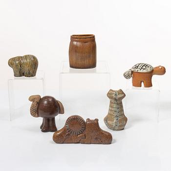 Lisa Larson, Figurines and vase, 6 pieces, Gustavsberg.
