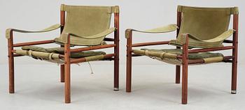 KARMSTOLAR, ett par, "Sirocco", Arne Norell, formgiven 1964.