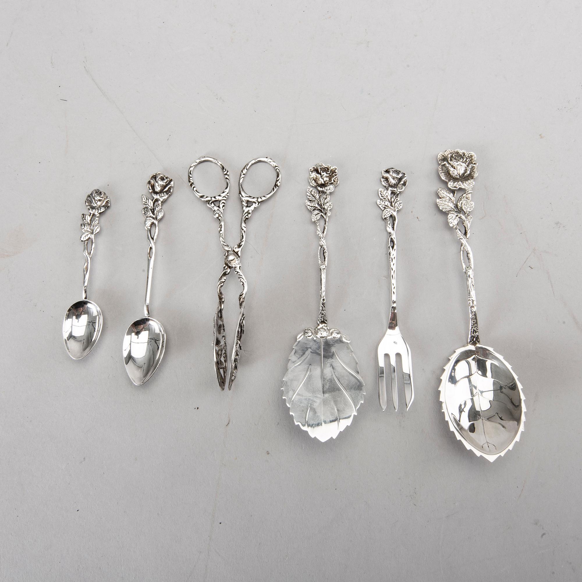 22 pieces of second half of the 20th century silver silver cutlery. Total weight app. 250 gram.