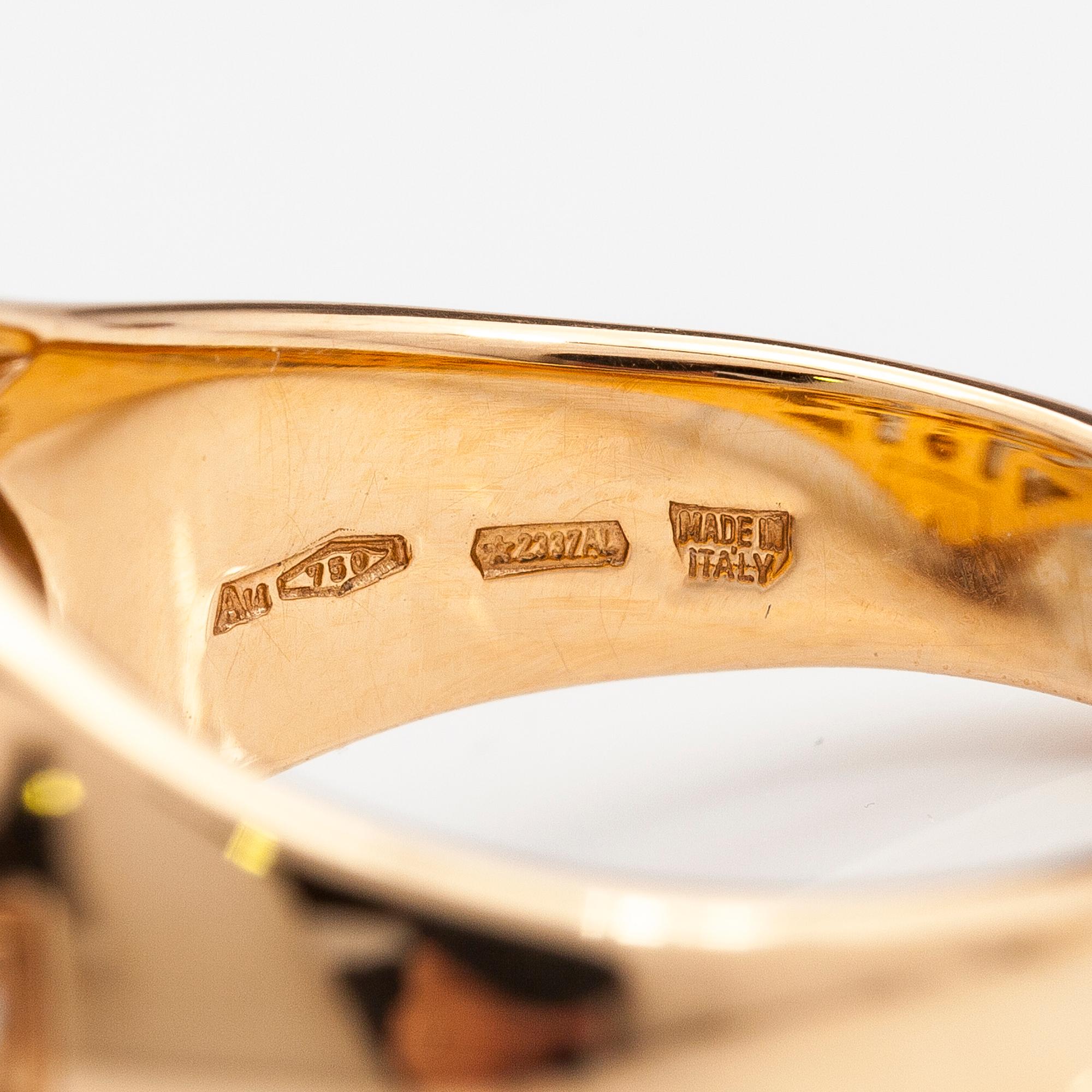 BULGARI, An 18K gold ring "Parentesi" with a green quartz and ca. 0.70 ct of  brilliant cut diamonds in total.