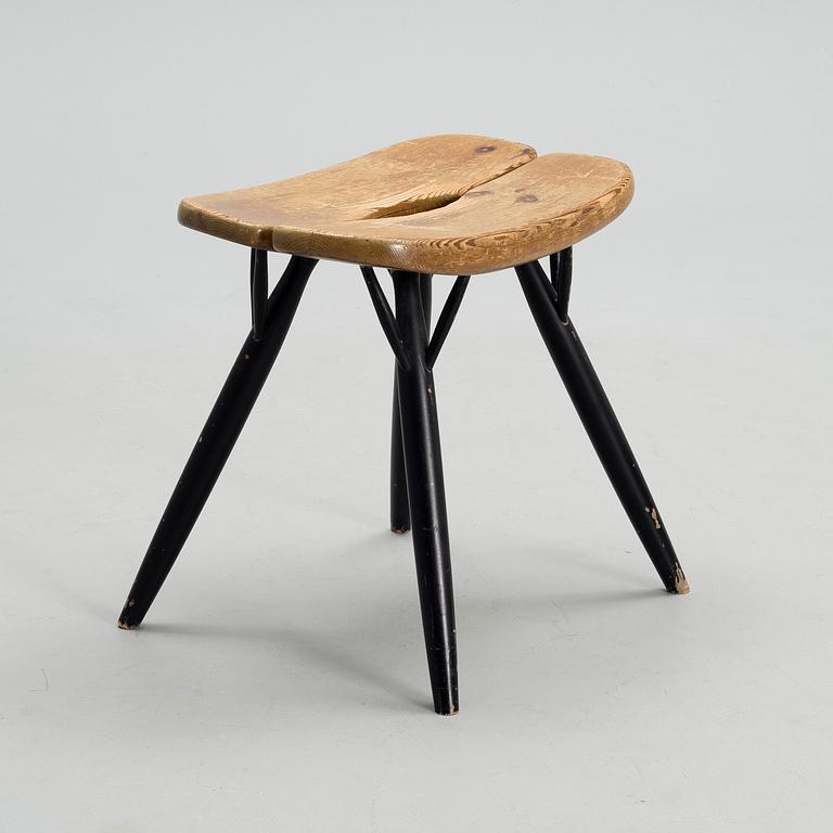 ILMARI TAPIOVAARA, stool, "Pirkka", Laukaan Puu, mid 1900.