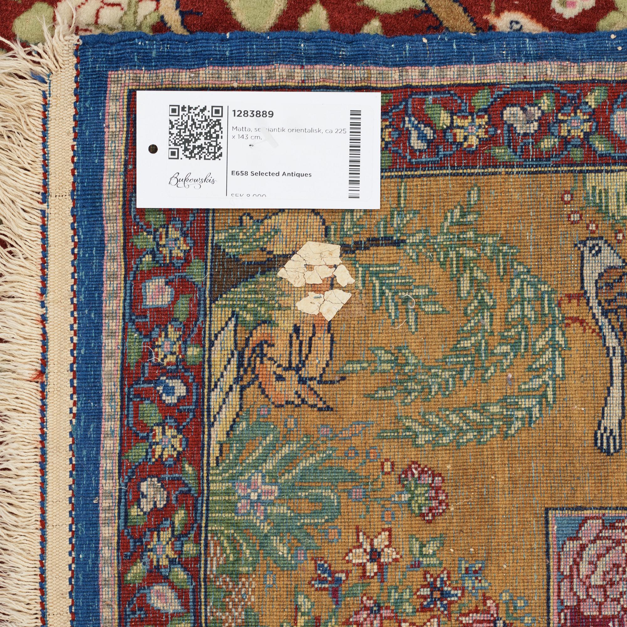 Matta, semiantik orientalisk, ca 225 x 143 cm.