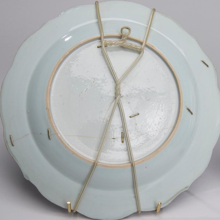 TALLRIKAR, 13 ST, porslin, Kina, Qianlong 1736-1795.