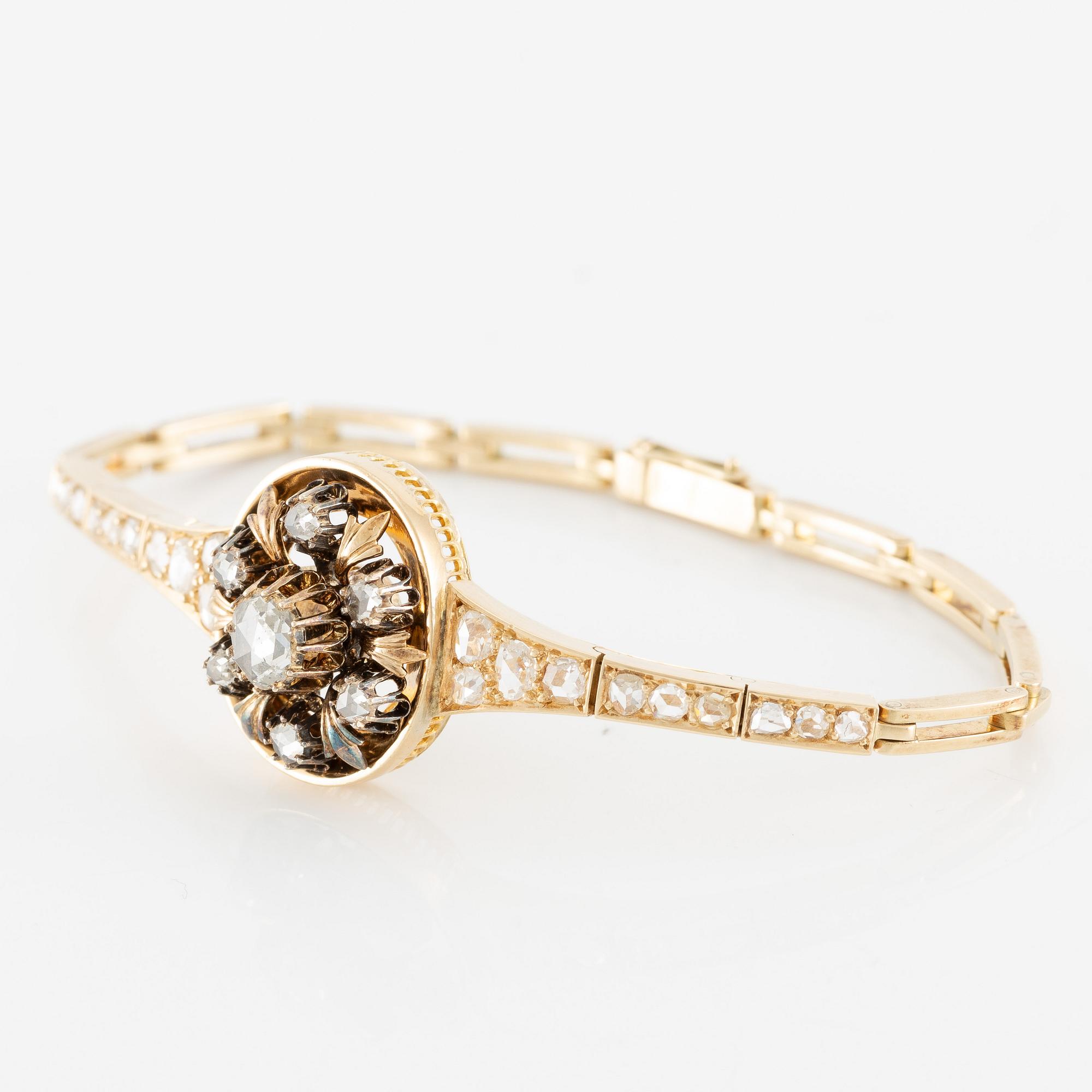 Bracelet, 18K gold and rose-cut diamonds.