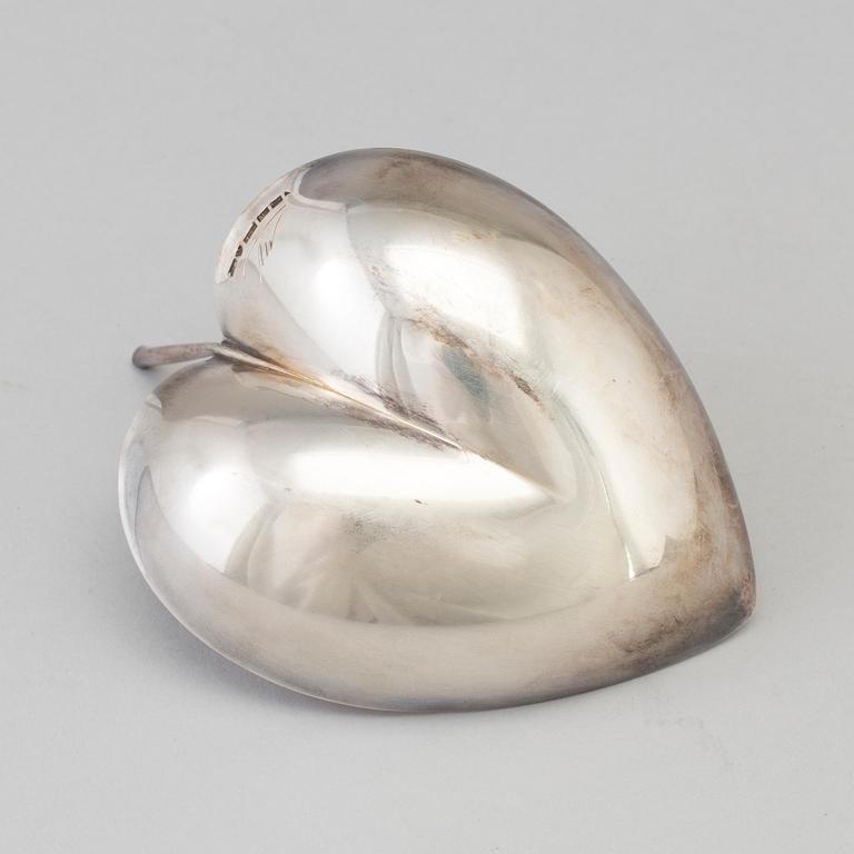 TAPIO WIRKKALA, skål, silver, Kultakeskus OY, Hämeenlinna, Finland, 1958.