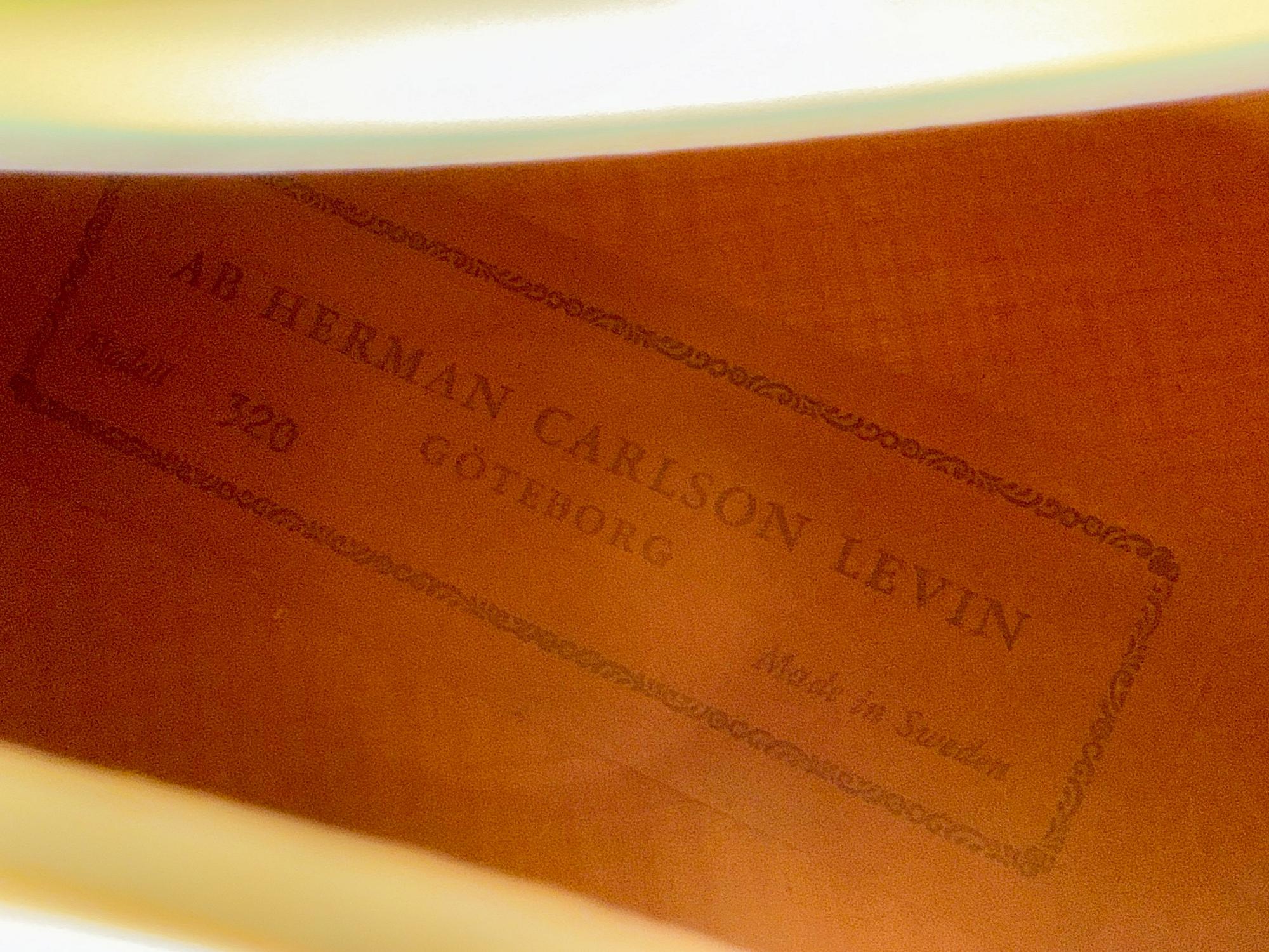 Levin, akustisk gitarr, "modell 320", Sverige 1957.