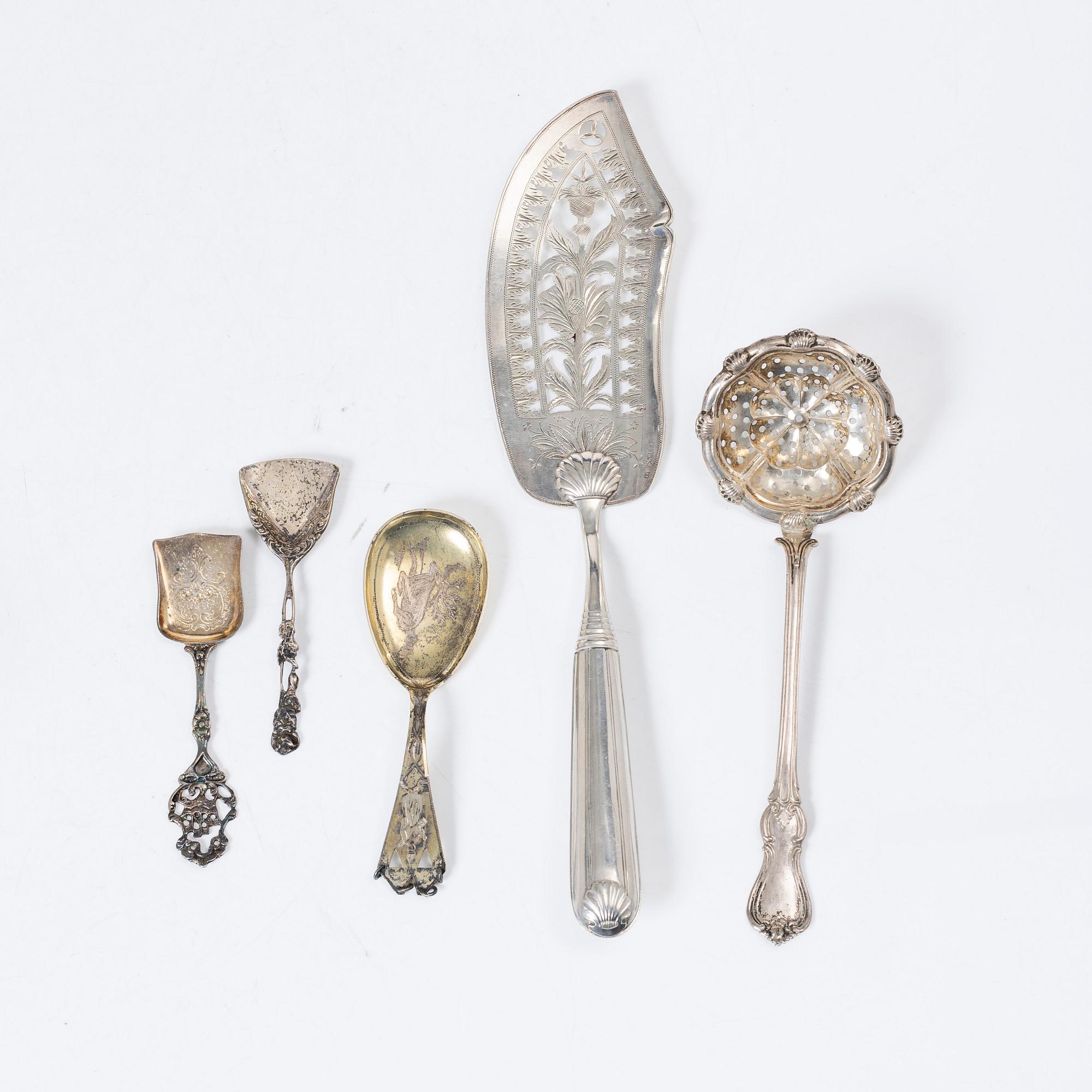 Serveringsbestick, 5 st, silver, bl a Johan Illberg, Viborg 1844.