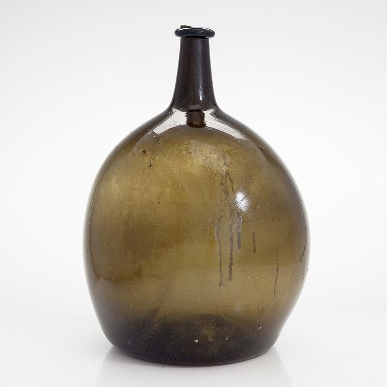 An 18th century glass bottle, Finland.