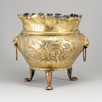 A large 19th century brass flower pot.