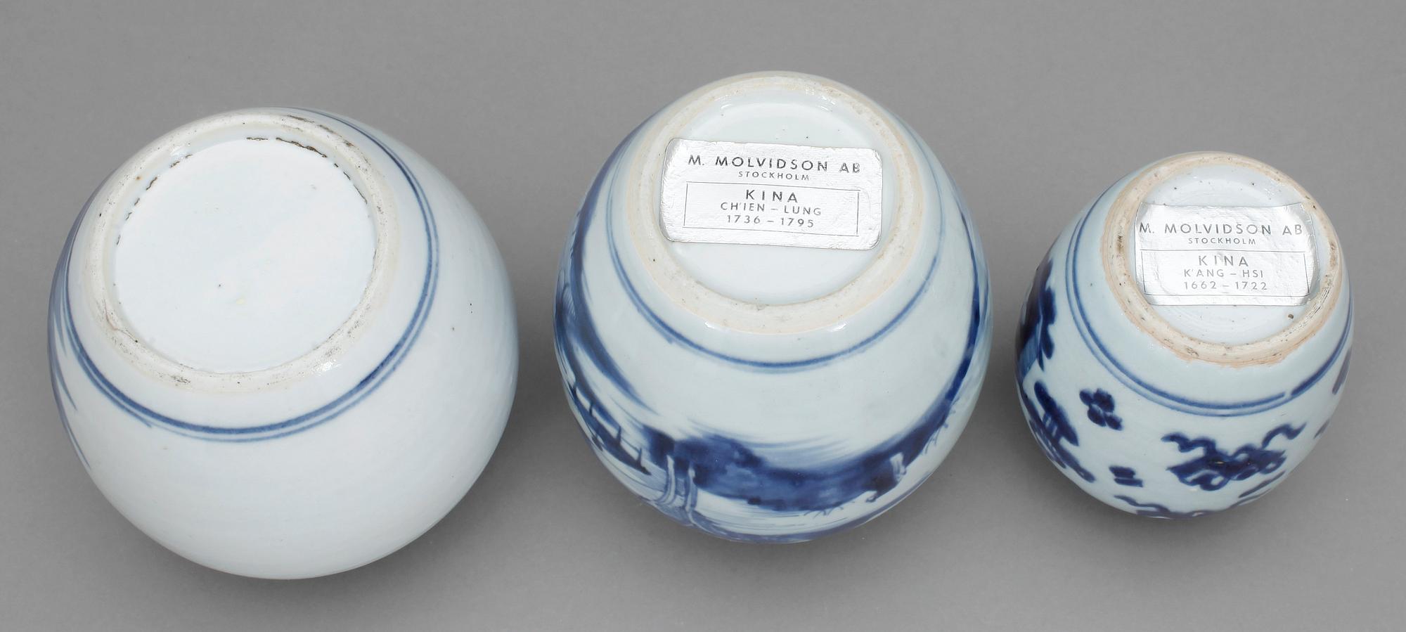 BOJANER, 3 st, porslin, Kina 1700/1800-tal.