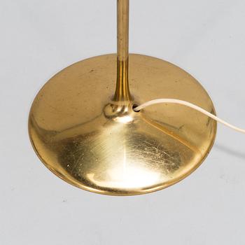 Paavo Tynell, golvlampa, modell 9607, Taito 1900-talets mitt.