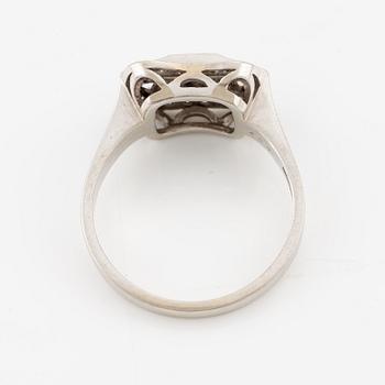 Ring, 18K white gold with brilliant and octagon-cut diamonds 0.54 ct according to engraving.