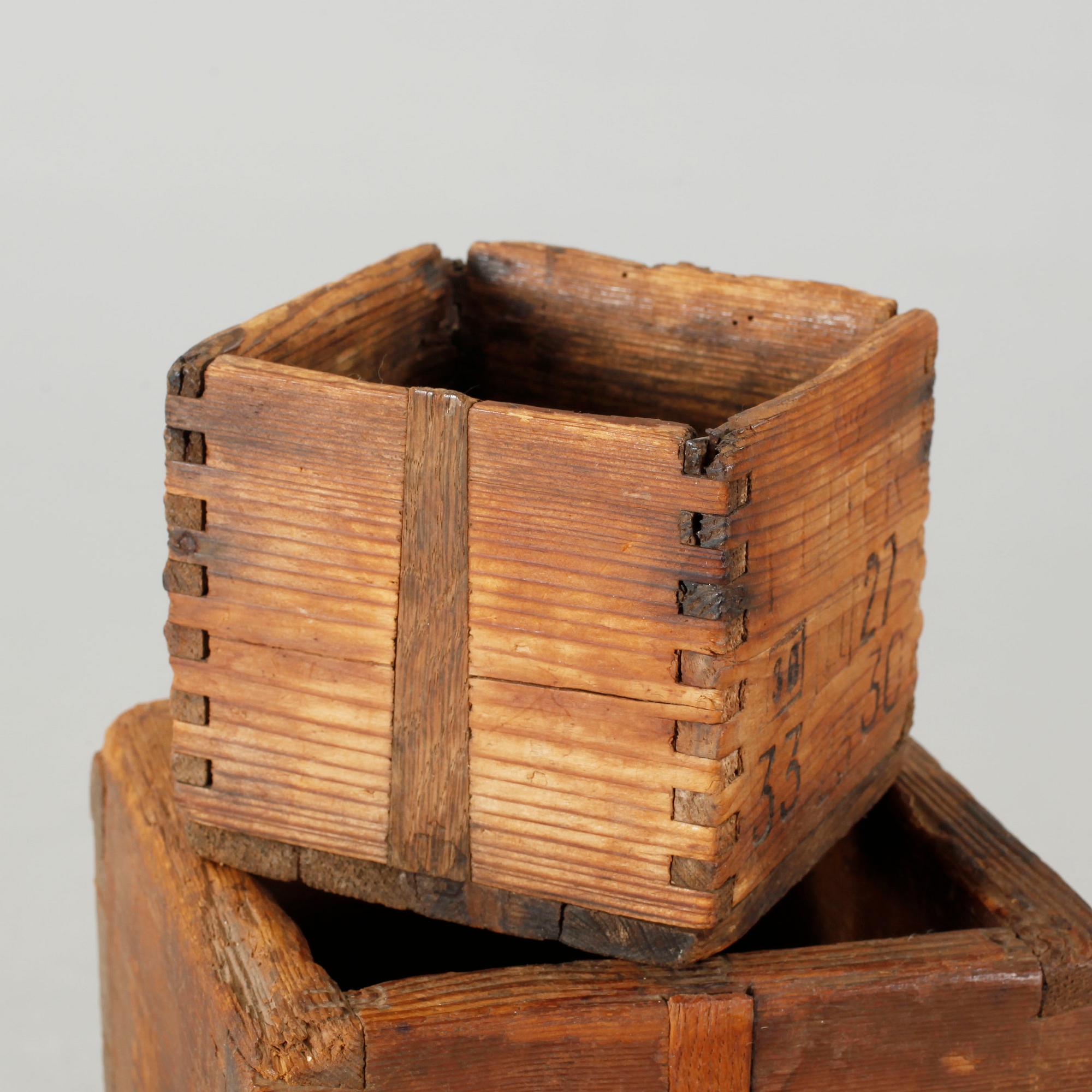 Four wooden measurements, second half of the 19th century.