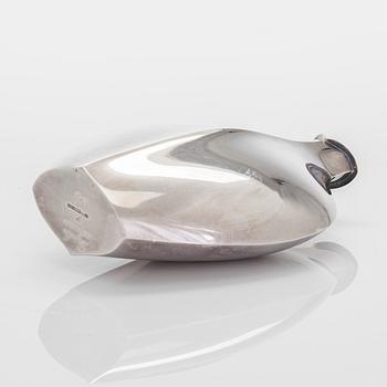 Tapio Wirkkala, maljakko, hopeaamalli TW 42, Kultakeskus, Hämeenlinna 1961.