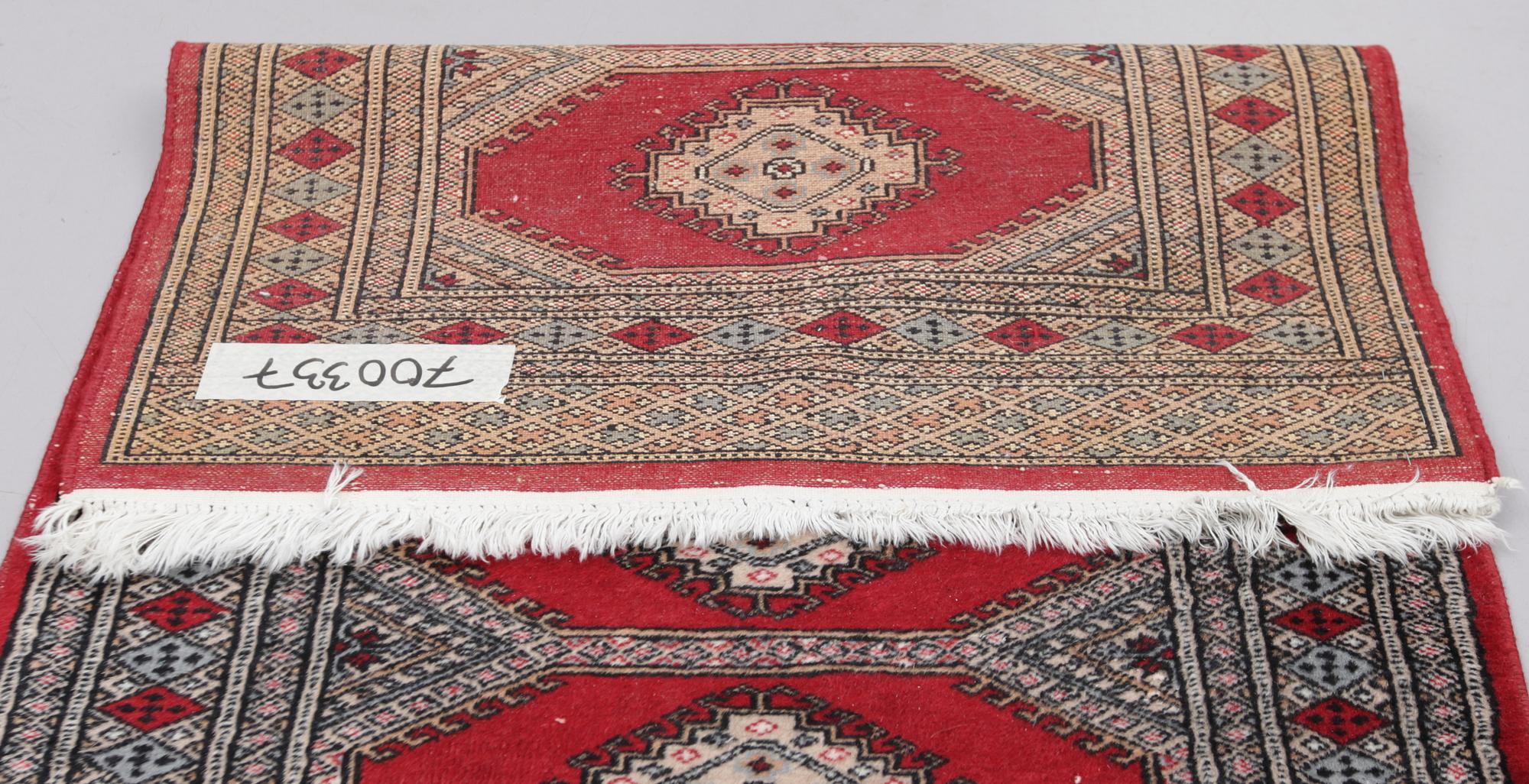 MATTA, Pakistan, ca 332 x 81 cm.