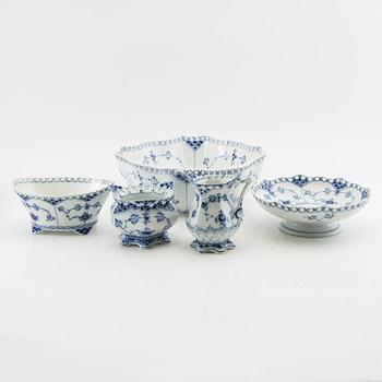Service pieces 5 pcs "Musselmalet" Royal Copenhagen Denmark porcelain.