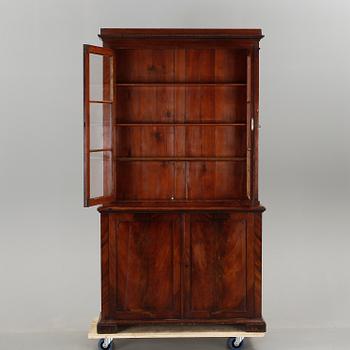 BOKSKÅP, senempire, 1800-talets mitt.