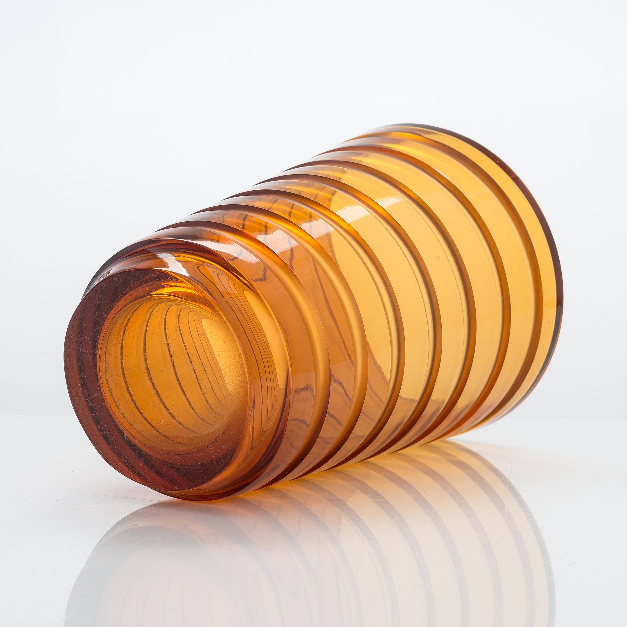 Göran Hongell, vas, glas, signerad Karhula G.H. -35.