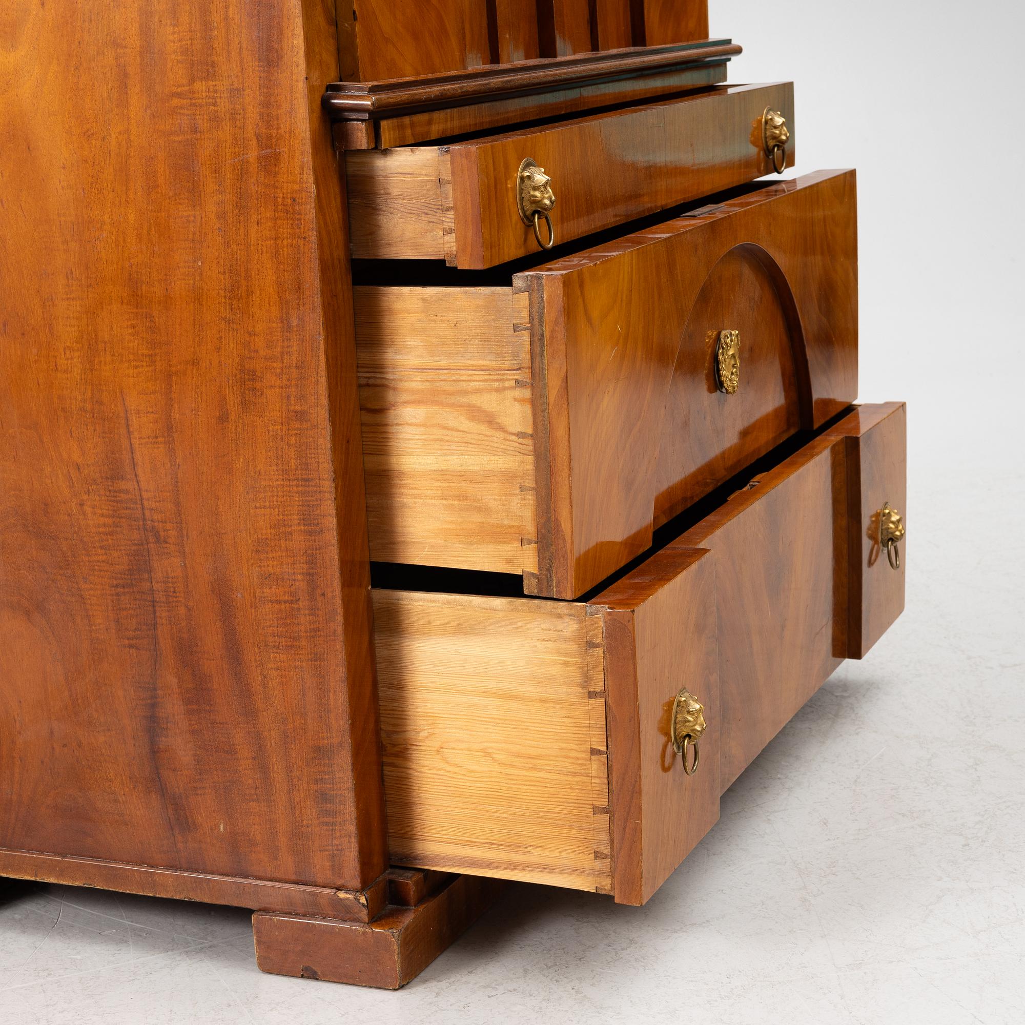 Chiffonier, empire, 1800-talets början.