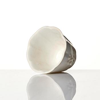 A set of three blanc de chine cups, Qing dynasty, Kangxi (1662-1722).