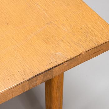 Alvar Aalto, a 1962 writing desk made to order O.Y. Huonekalu- ja Rakennustyötehdas A.B.