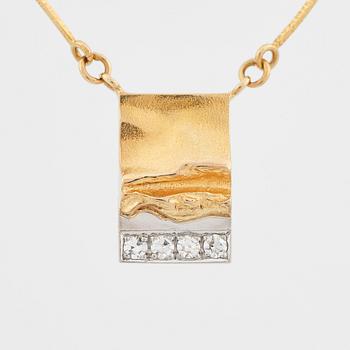 BJÖRN WECKSTRÖM,' La scala' gold and eight-cut diamond necklace.