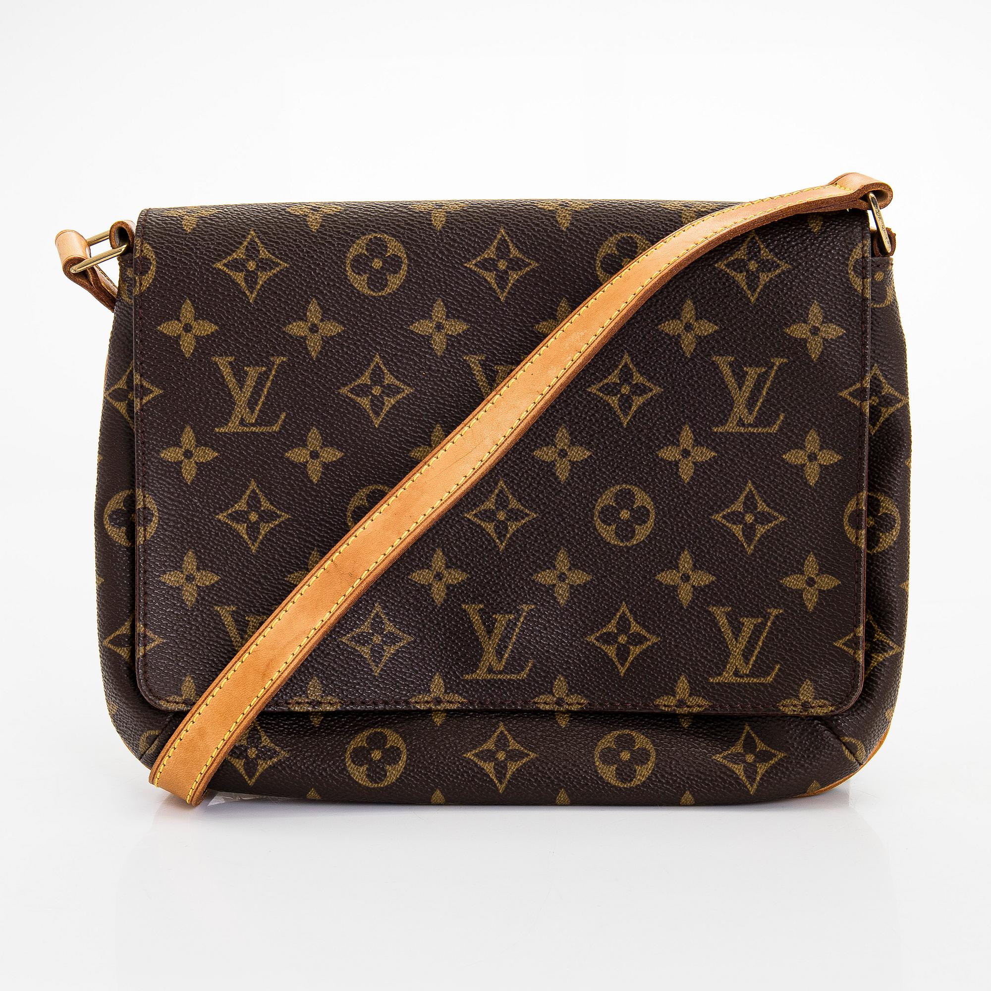 Louis Vuitton, a 'Musette Tango' bag.