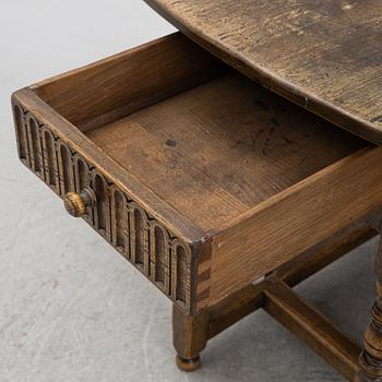 Drop-leaf table, 19th century.