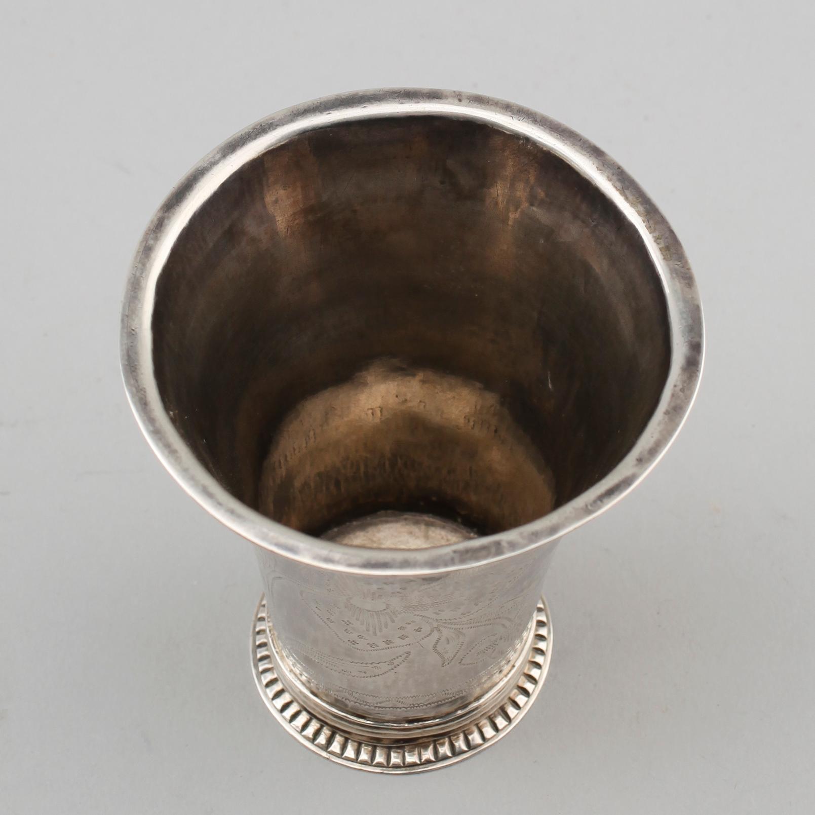 BÄGARE, silver, Samuel Presser, Linköping 1768. Vikt ca 57 gram.