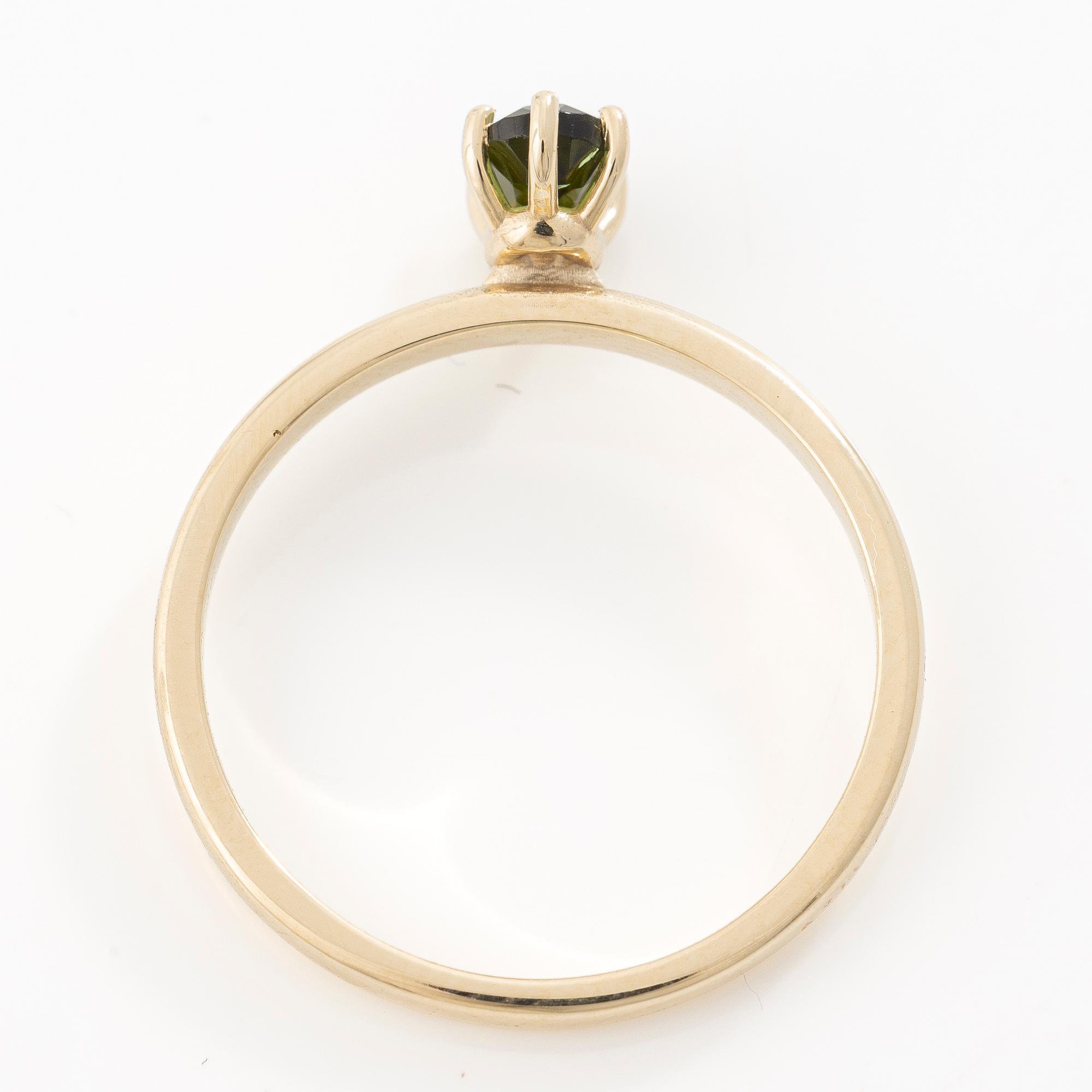 14K gold ring with green tourmaline.