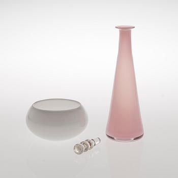 NANNY STILL, TULPALLINEN PULLO, "Tzarina", ja KULHO, lasia, signeeratut Nanny Still, Riihimäen Lasi Oy.