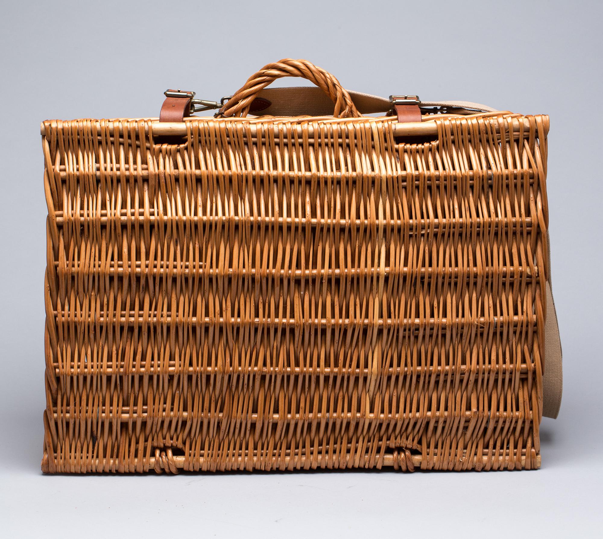 PICKNICKKORG, Mulberry.